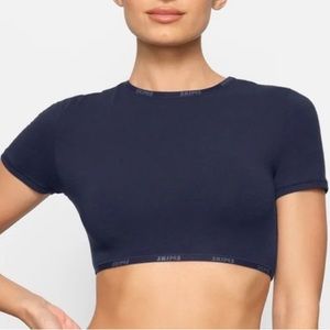 NWT Skims Cropped Logo Tee